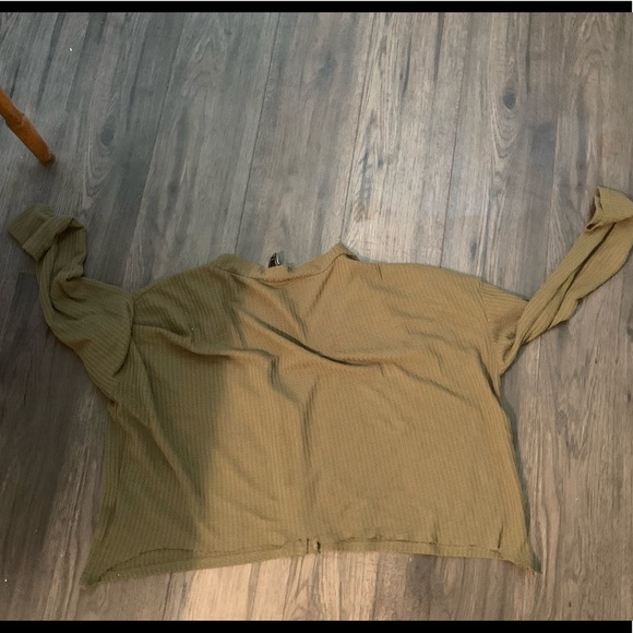 Cropped fall sweater !! - Picture 3 of 3